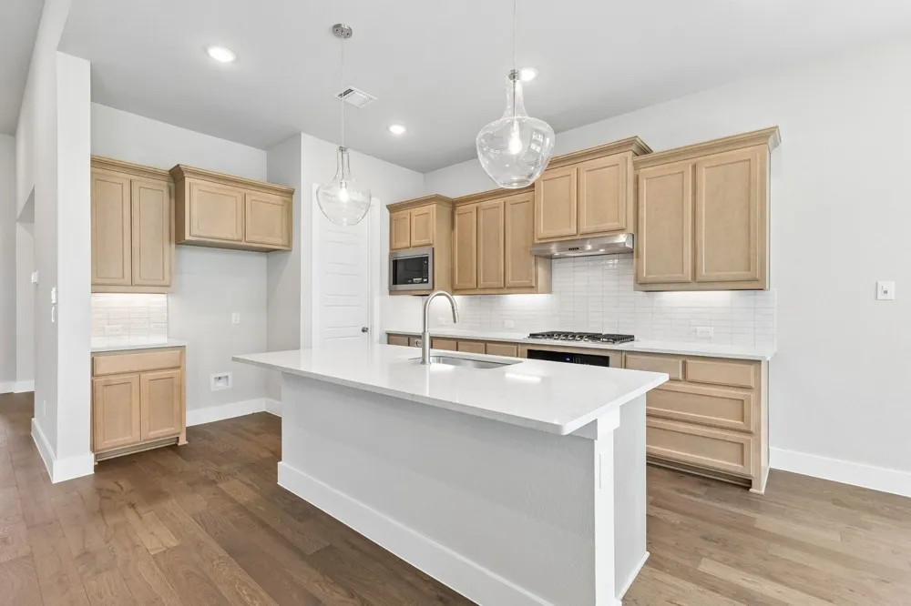 1013 Goldenrod Drive Justin, TX 76247