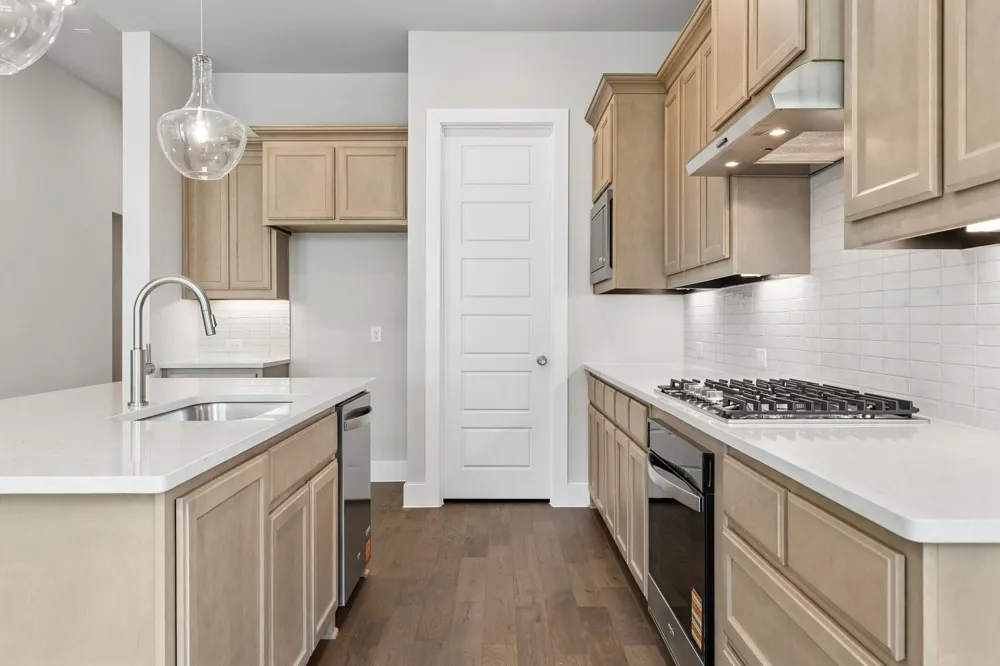 1013 Goldenrod Drive Justin, TX 76247