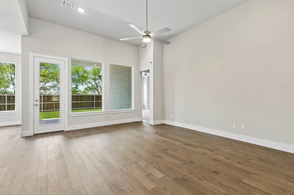 1013 Goldenrod Drive Justin, TX 76247