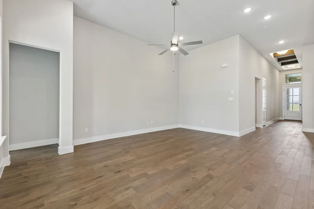 1013 Goldenrod Drive Justin, TX 76247
