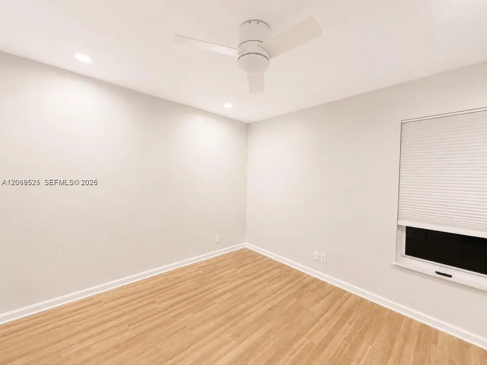 2616 Oakbrook Ct Weston, FL 33332