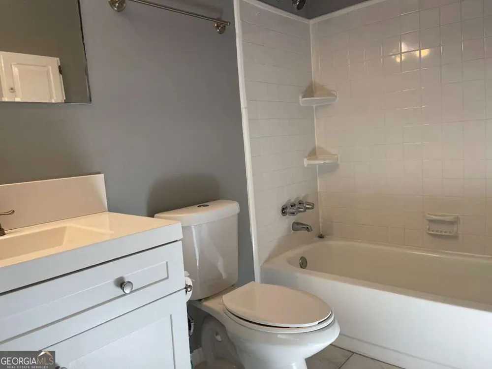 1071 Dials Mill SPUR Statham, GA 30666