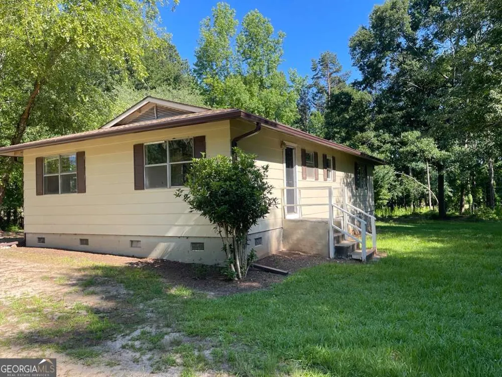 1071 Dials Mill SPUR Statham, GA 30666