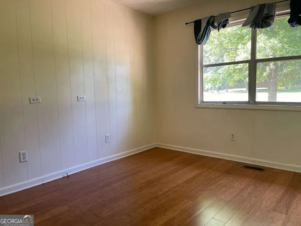1071 Dials Mill SPUR Statham, GA 30666