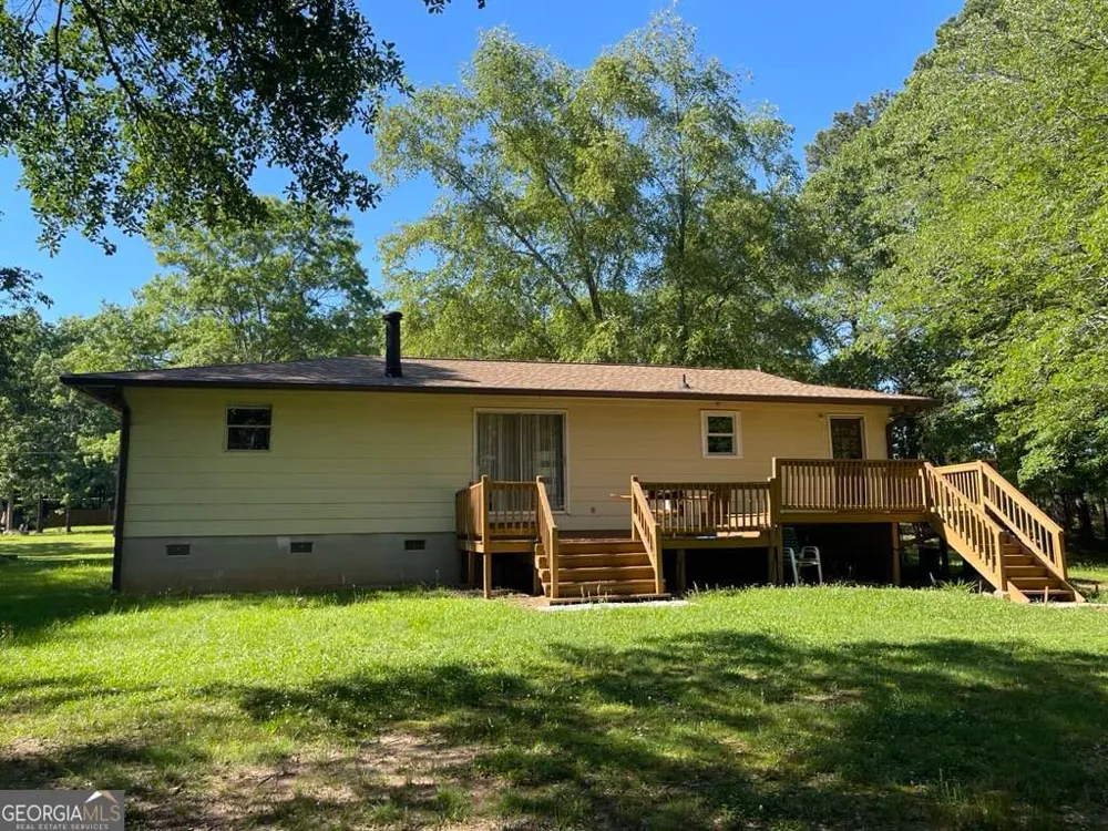 1071 Dials Mill SPUR Statham, GA 30666