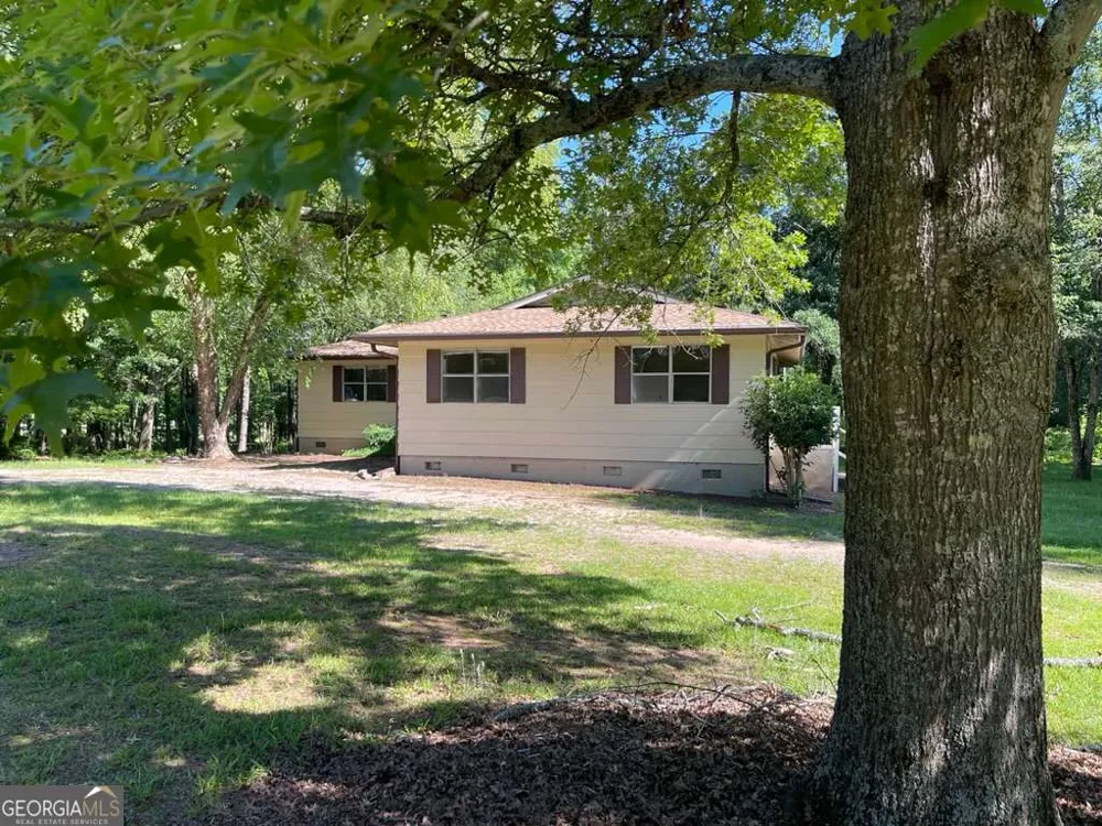 1071 Dials Mill SPUR Statham, GA 30666