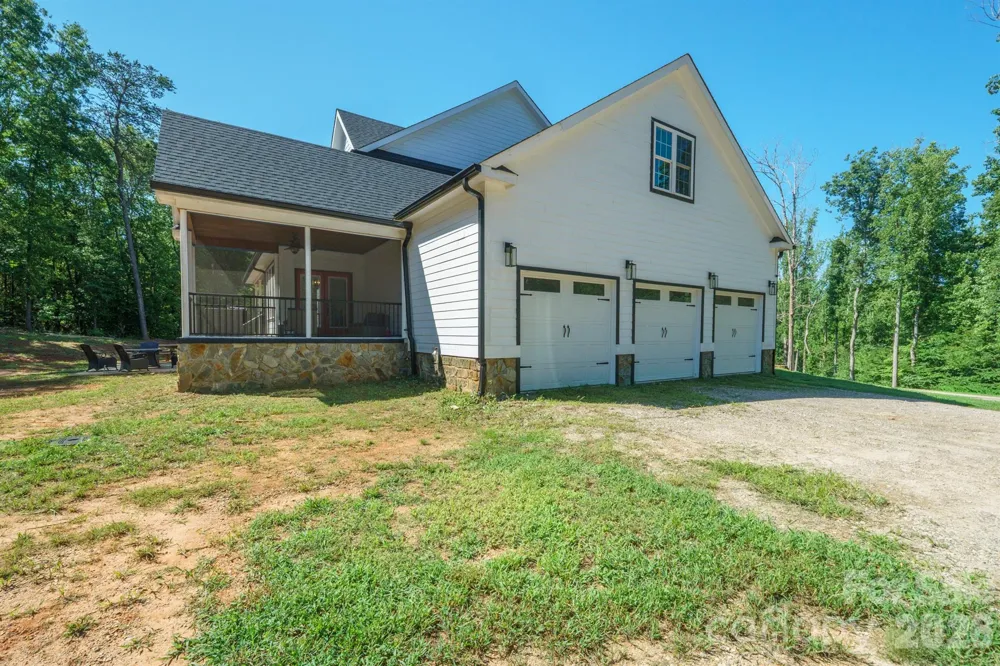 378 Walnut Tree Road Statesville, NC 28625