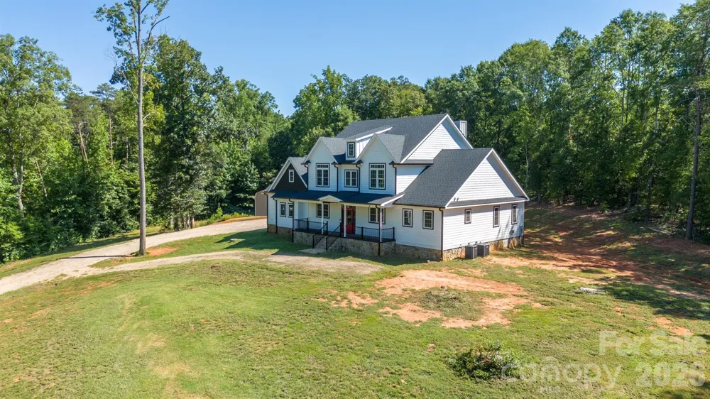 378 Walnut Tree Road Statesville, NC 28625