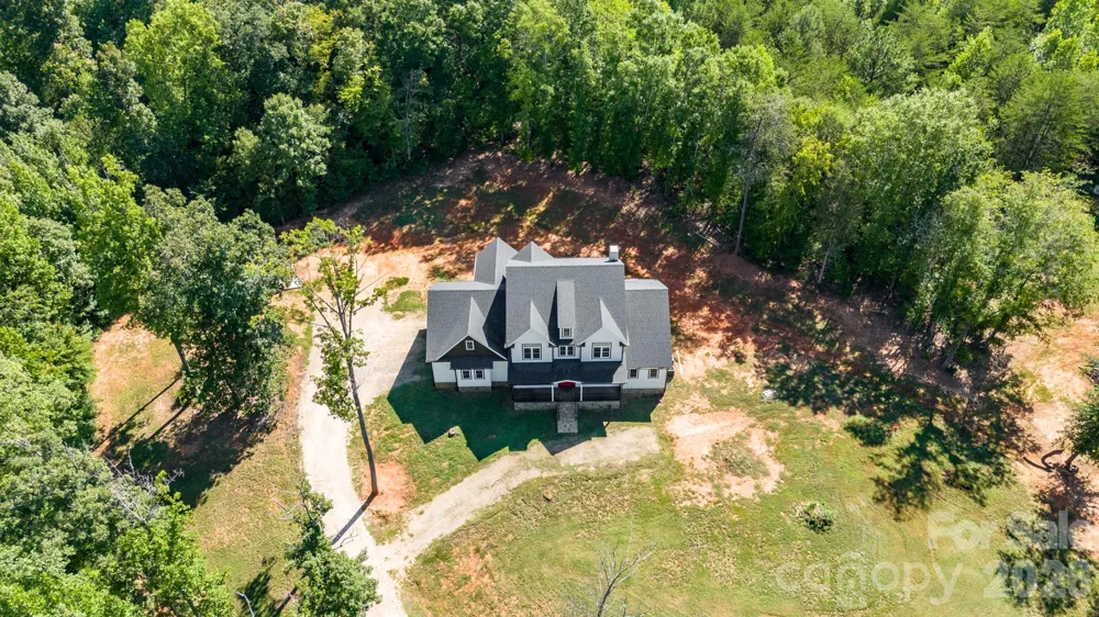 378 Walnut Tree Road Statesville, NC 28625