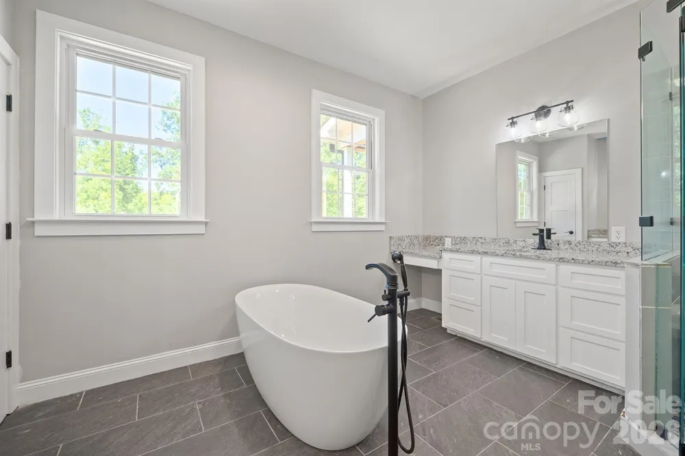 378 Walnut Tree Road Statesville, NC 28625