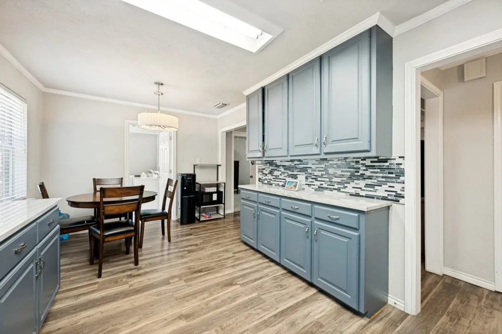1009 Zelda Drive Hurst, TX 76053