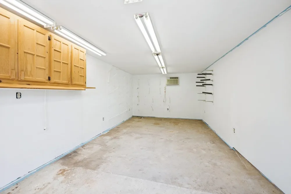 1009 Zelda Drive Hurst, TX 76053