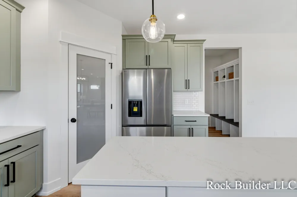 3337 Eagle Peak Drive Jenison, MI 49428