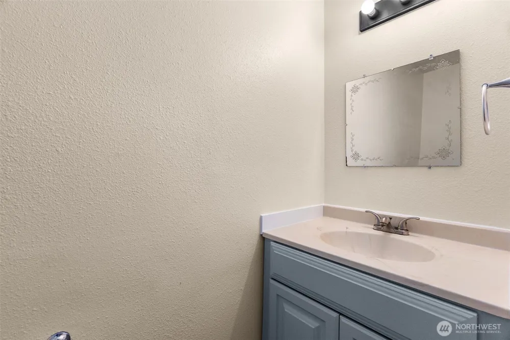 602 Val Vista Drive Montesano, WA 98563