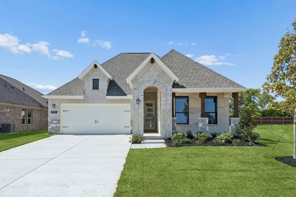 1019 Goldenrod Drive Justin, TX 76247