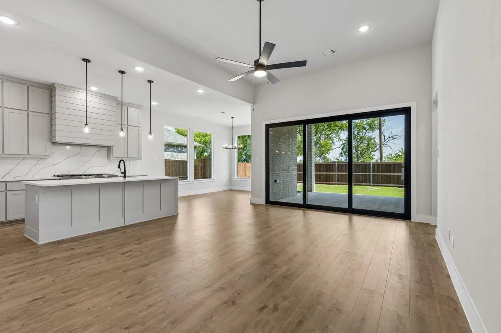 1019 Goldenrod Drive Justin, TX 76247