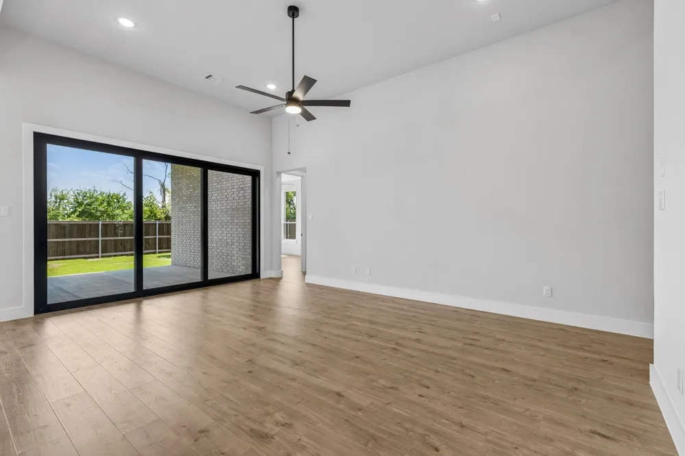 1019 Goldenrod Drive Justin, TX 76247