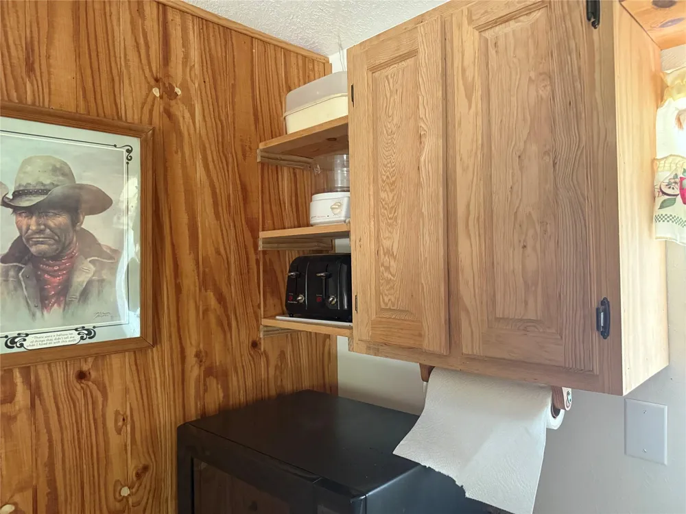 1470 Pr 8060 Woodville, TX 75979