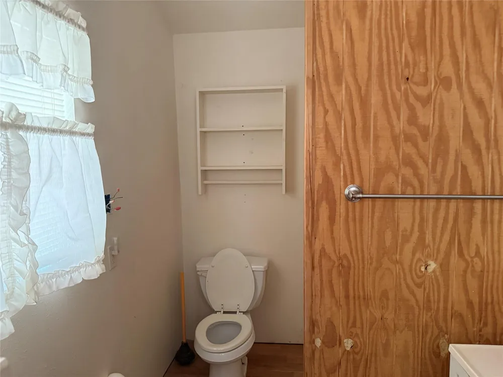 1470 Pr 8060 Woodville, TX 75979