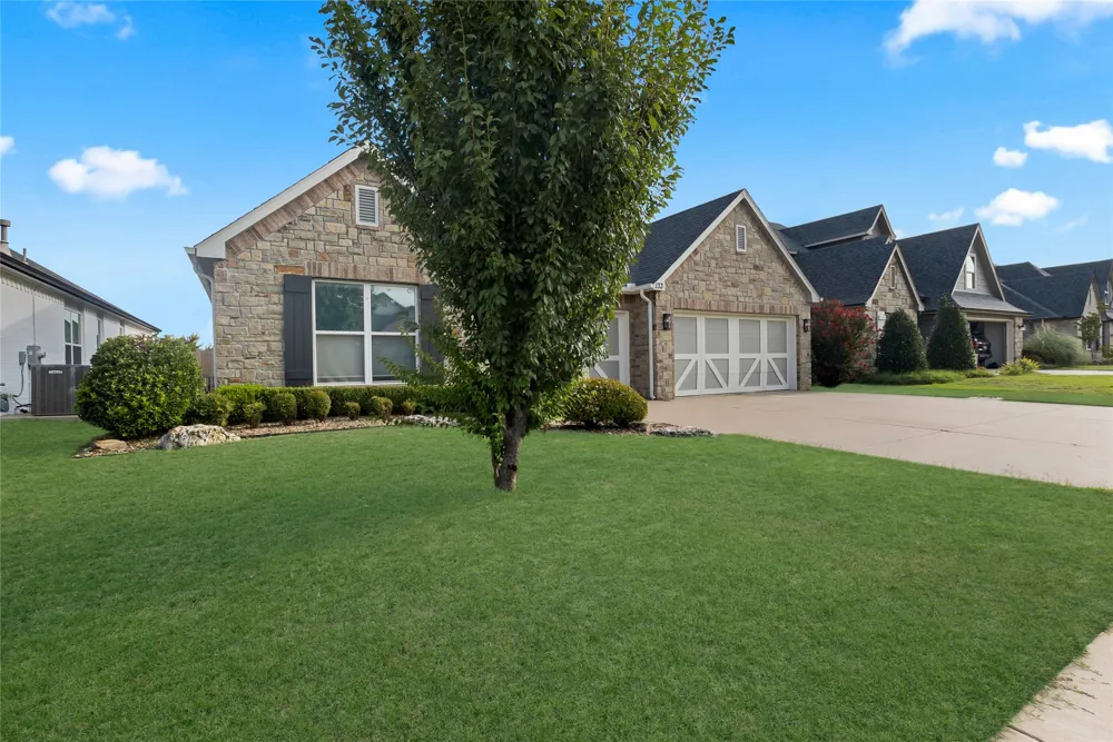133 W 130th Place S Jenks, OK 74037