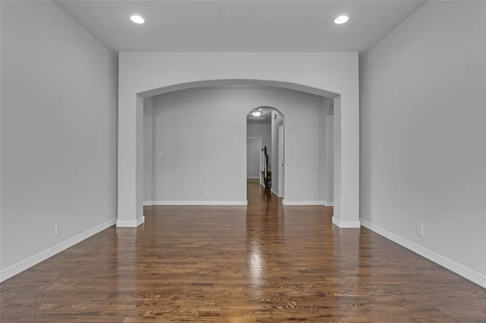 133 W 130th Place S Jenks, OK 74037