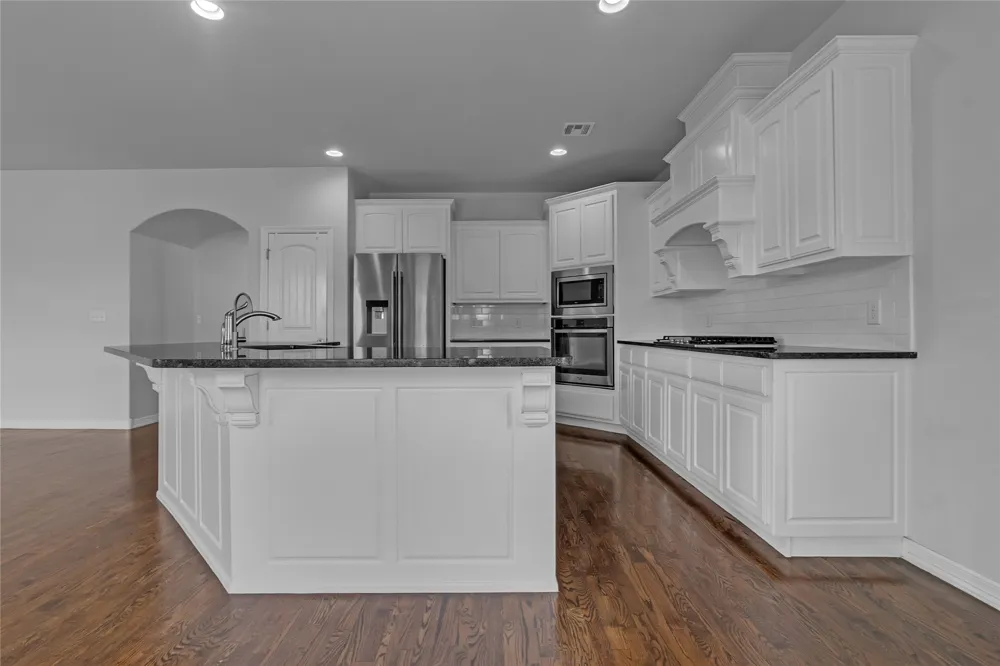 133 W 130th Place S Jenks, OK 74037