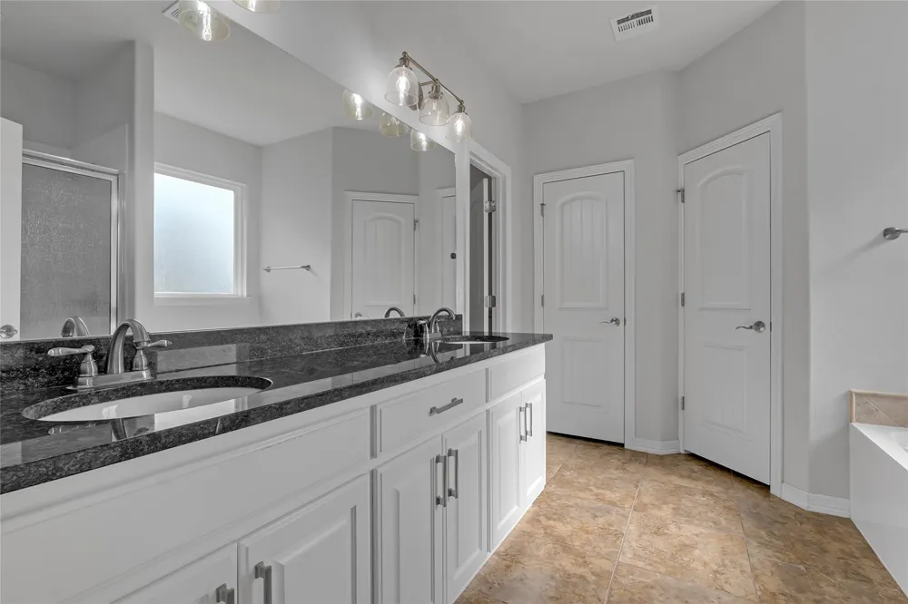 133 W 130th Place S Jenks, OK 74037