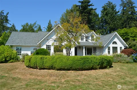 1041 Sterk Lane