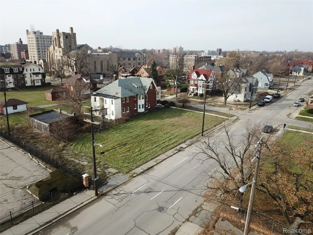 7719 JOHN R Detroit City, MI 48202