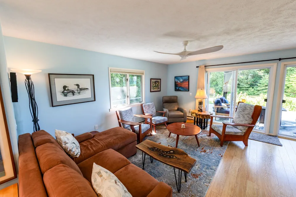 28095 Driftwood Court St James Township, MI 49782