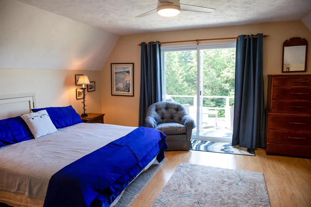 28095 Driftwood Court St James Township, MI 49782