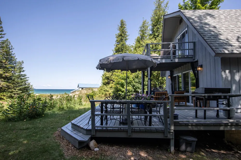 28095 Driftwood Court St James Township, MI 49782