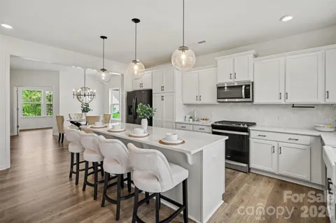 44024 Donald Ross Court