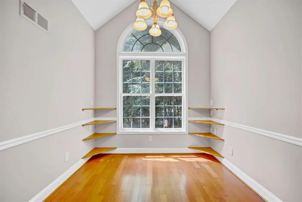 59 Rocky Circle NE White, GA 30184