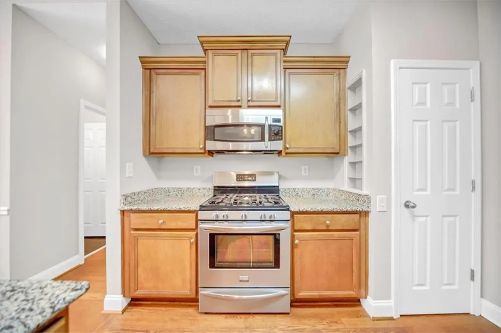 59 Rocky Circle NE White, GA 30184
