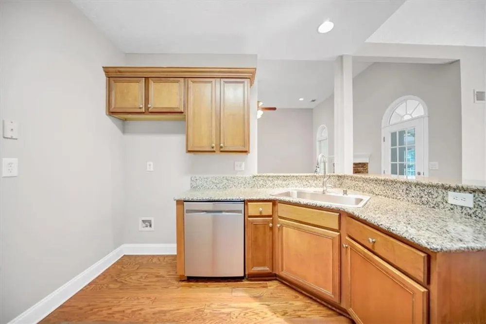 59 Rocky Circle NE White, GA 30184