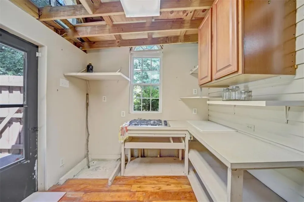 59 Rocky Circle NE White, GA 30184