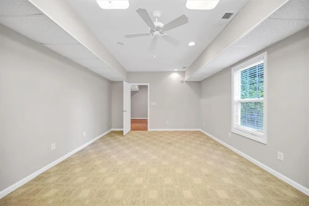 59 Rocky Circle NE White, GA 30184