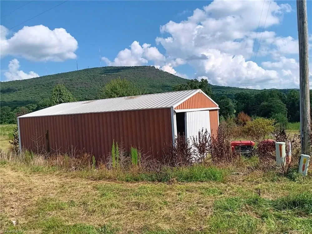 2185 Flat Rock Road Pinnacle, NC 27043
