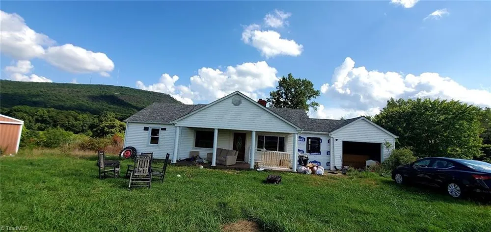 2185 Flat Rock Road Pinnacle, NC 27043