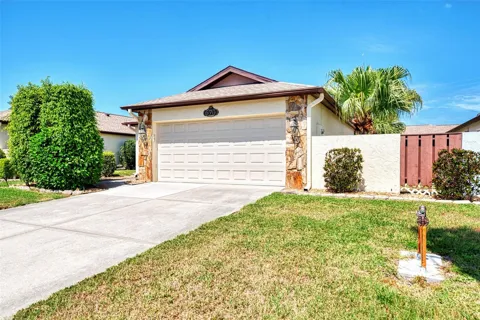 570 FOXWOOD BOULEVARD #196