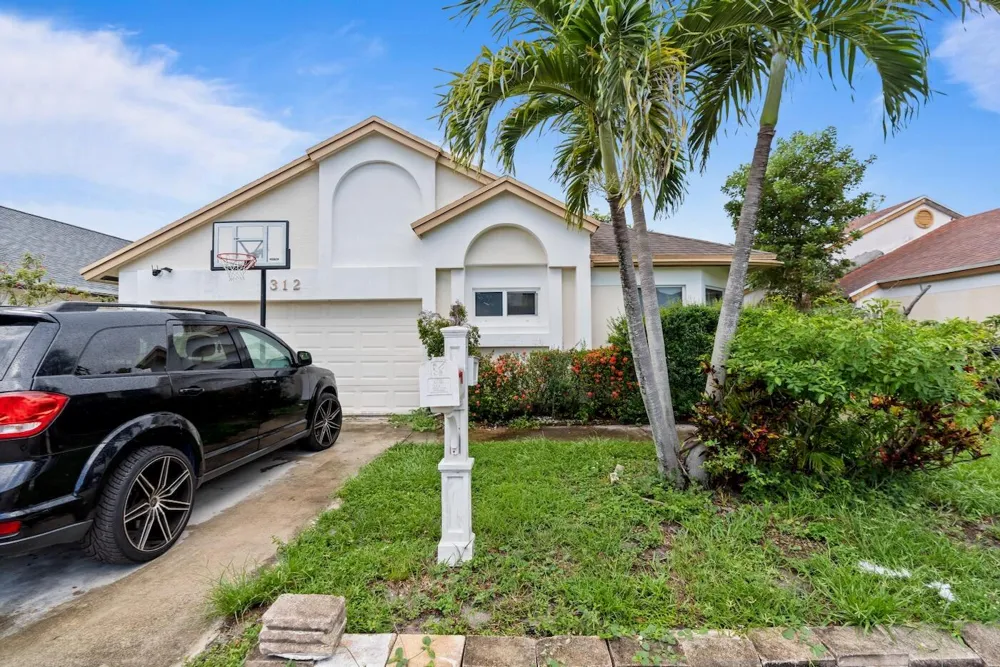 312 BISHOP ROAD North Lauderdale, FL 33068