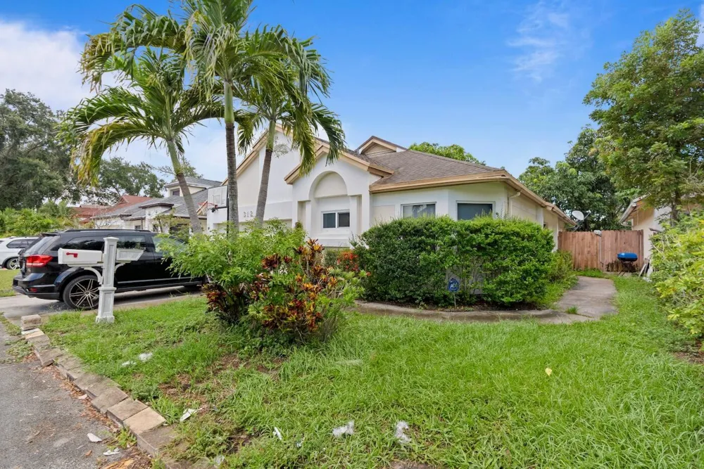 312 BISHOP ROAD North Lauderdale, FL 33068