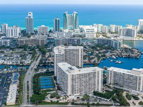 600 Three Islands Blvd #1113