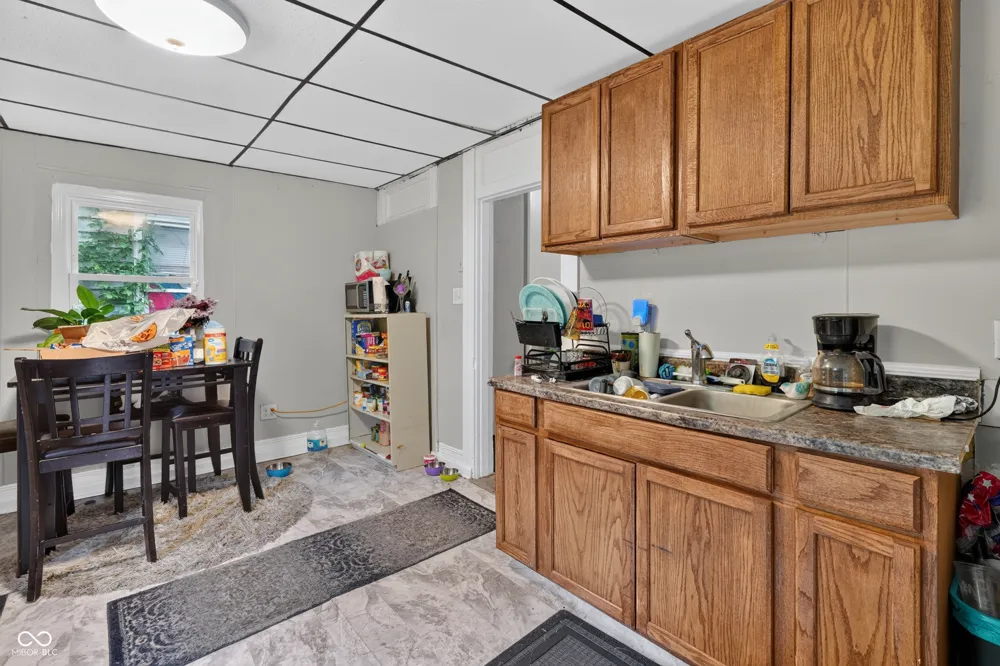 2415 Cedar Anderson, IN 46016