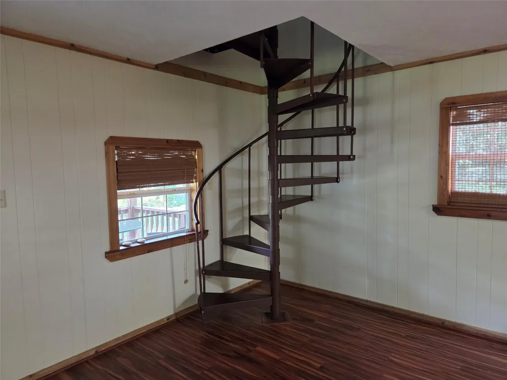15318 Arrowhead Loop W Willis, TX 77378