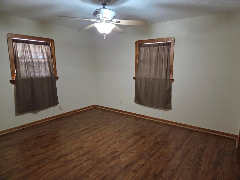 15318 Arrowhead Loop W Willis, TX 77378