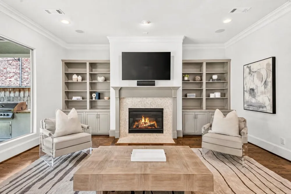 5216 Locust Street Bellaire, TX 77401