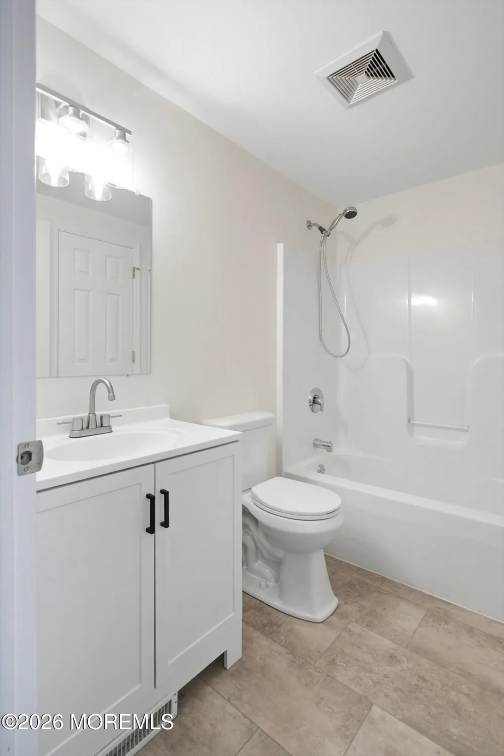 99 Oak Ridge Lane Manahawkin, NJ 08050