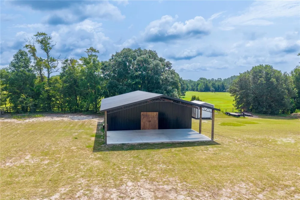 3396 NW 31ST AVENUE Bell, FL 32619